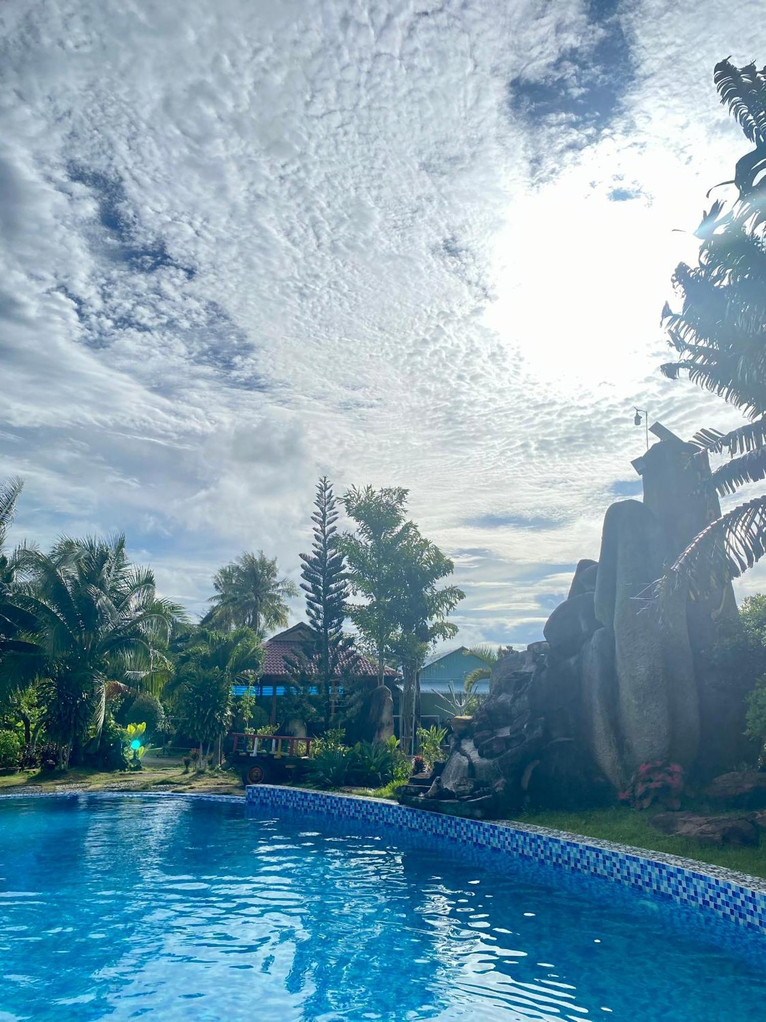 Y Nghia Bungalow Ong Lang Phu Quoc Exteriör bild