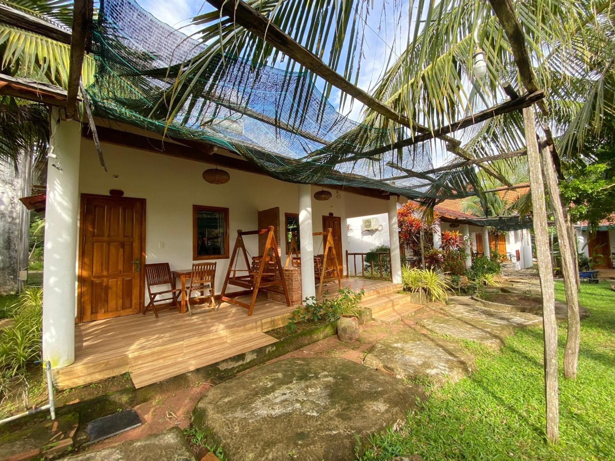 Y Nghia Bungalow Ong Lang Phu Quoc Exteriör bild