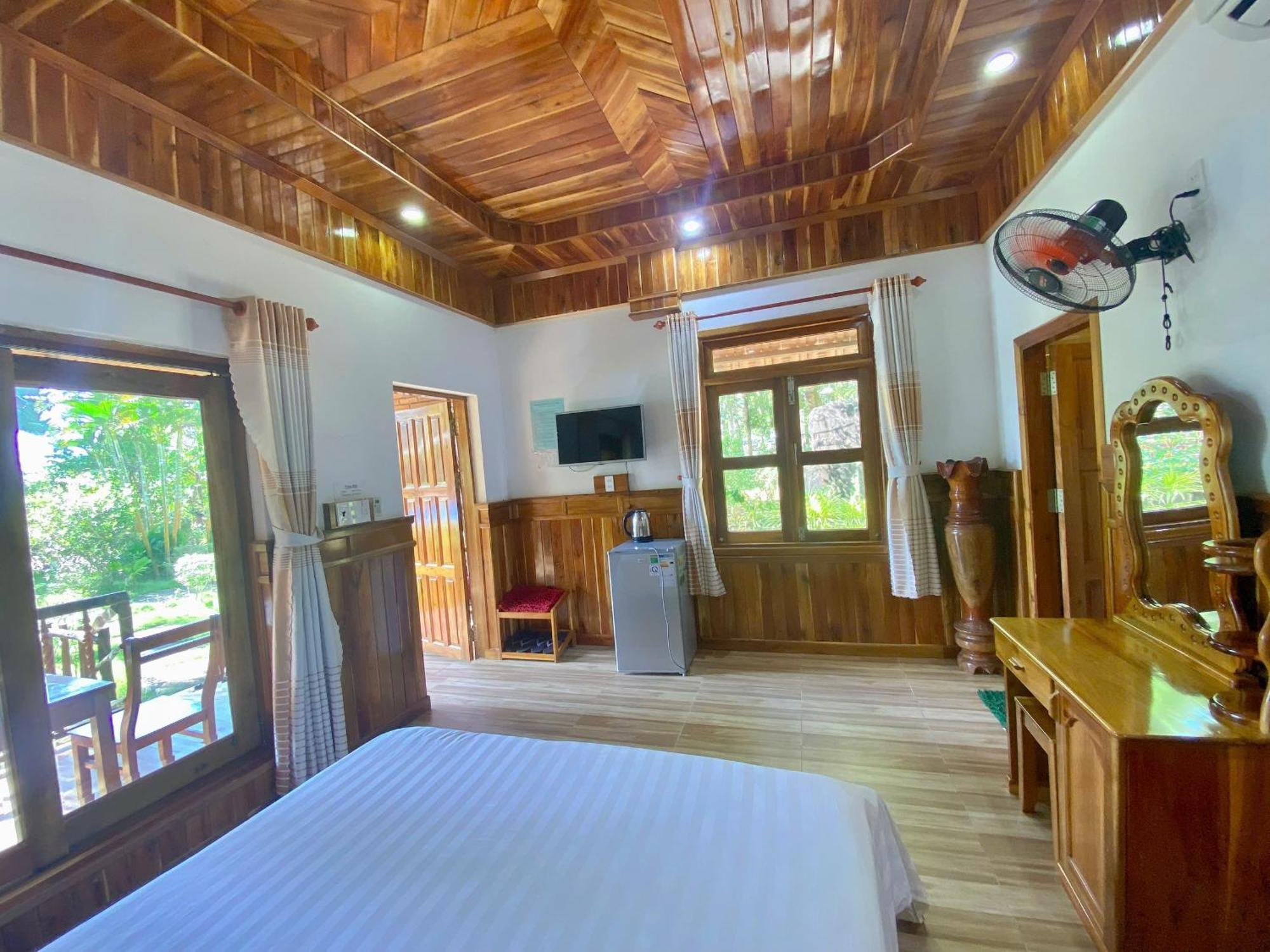 Y Nghia Bungalow Ong Lang Phu Quoc Exteriör bild